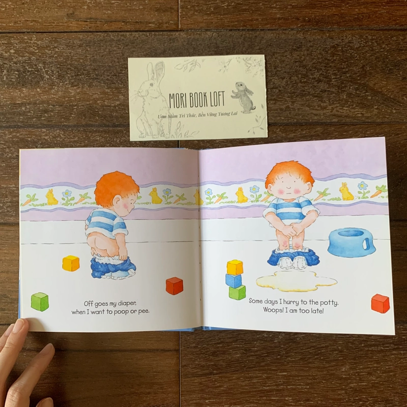 Sách tranh tiếng anh The Potty Book for Boys, Used, Bìa cứng 478669