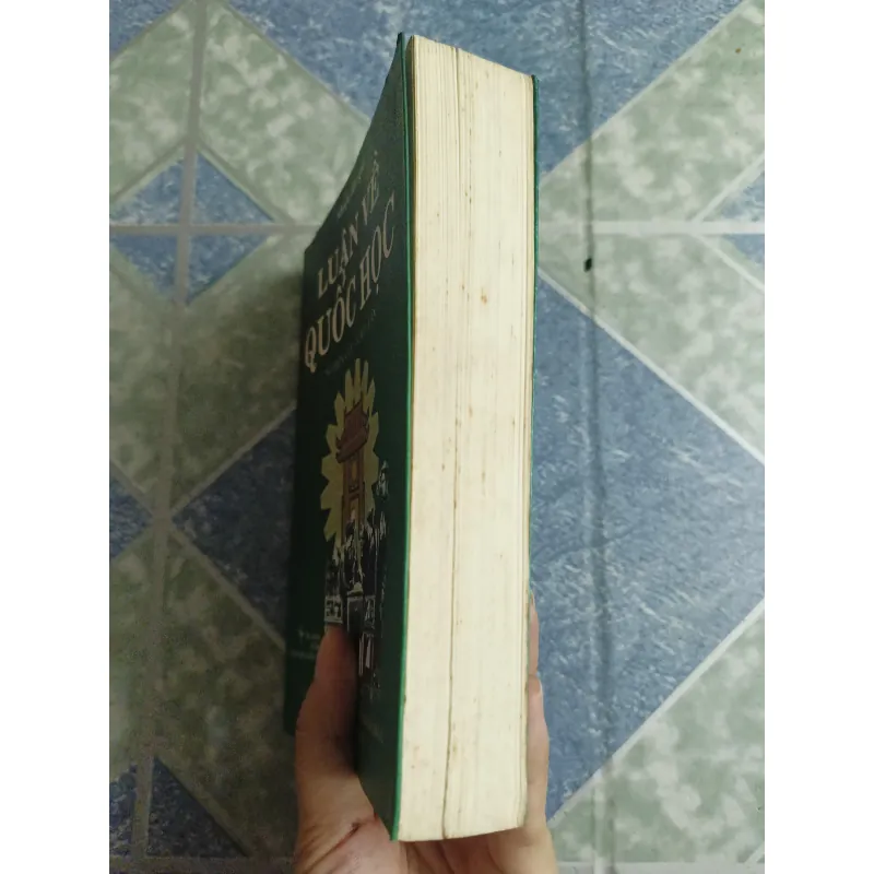 Luận về quốc học ( nghiên cứu - cảo luận) - Nhiều tác giả 568811