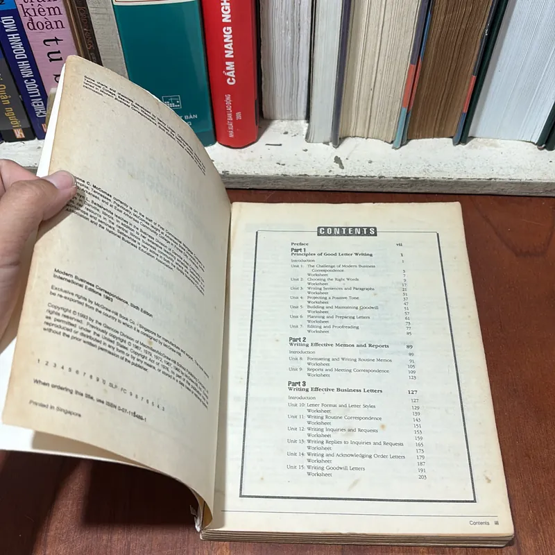 II English Book: Modern Business Correspondence - McComas 723992