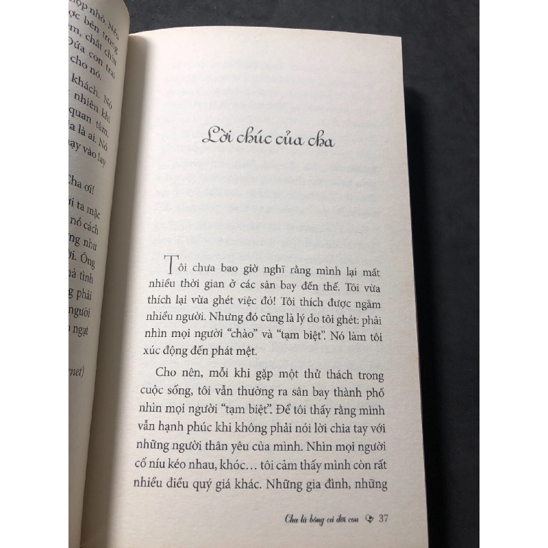 Sống có giá trị cha là bóng cả đời con 2018 mới 80% ố bẩn nhẹ Aty HPB1209 VĂN HỌC 916716