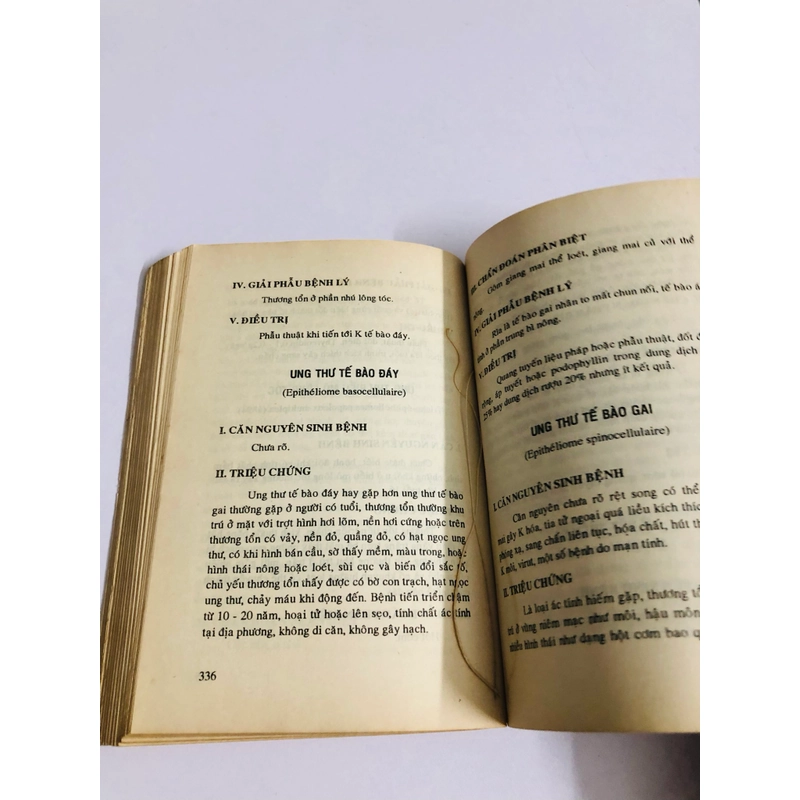 SỔ TAY TRA CỨU BỆNH NGOÀI DA - DA LIỄU - AIDS 539441