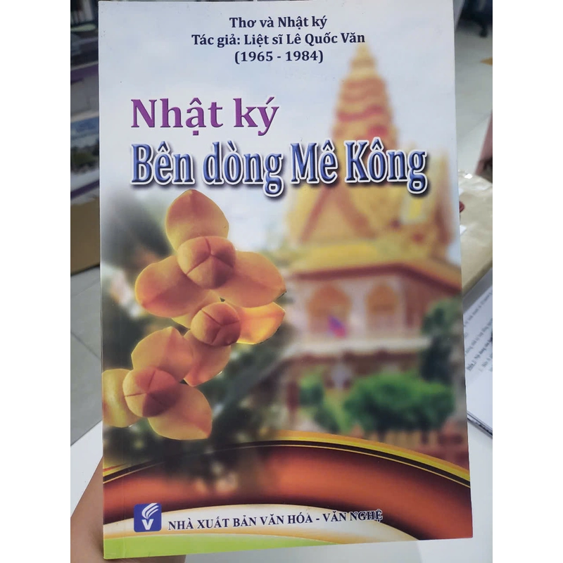 Nhật ký bên dòng Mê Kông 446555