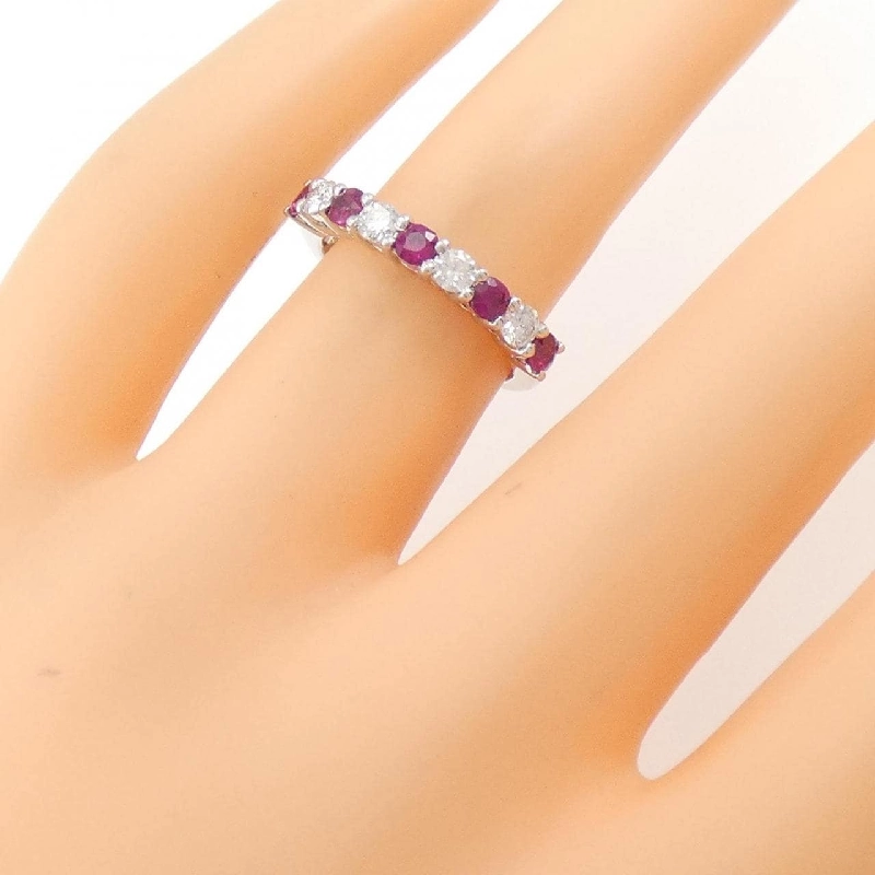 Nhẫn Ruby K18WG 0.52CT 672733