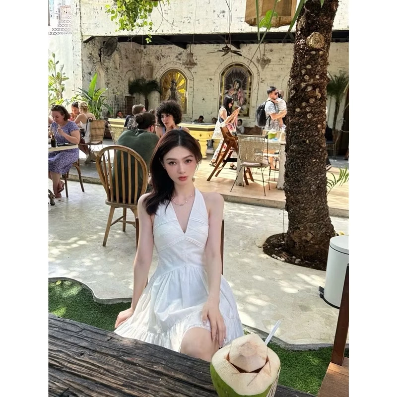 Đầm cổ yếm nhẹ nhàng 464268