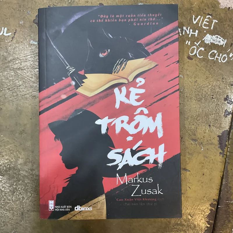 [LỊCH SỬ] Kẻ trộm sách - Markus Zusak 733016