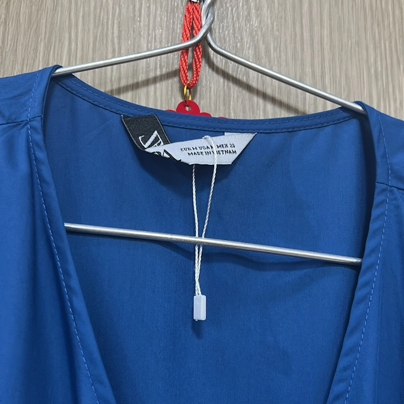 Váy hoạ tiết .nem 2.sz SM còn mới  477855