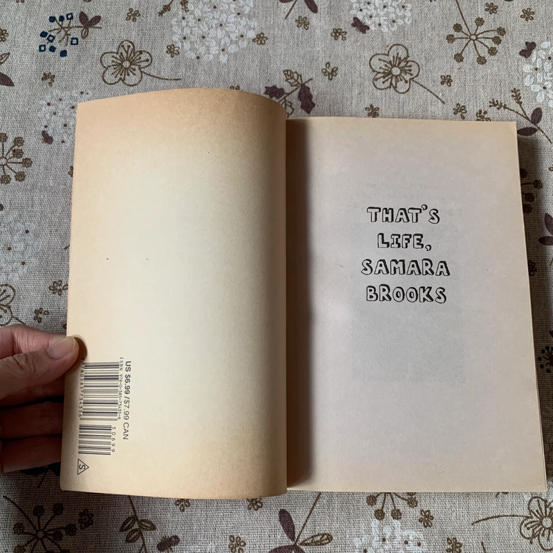Sách ngoại văn That's Life, Samara Brooks, Used, Chapter Book 444125