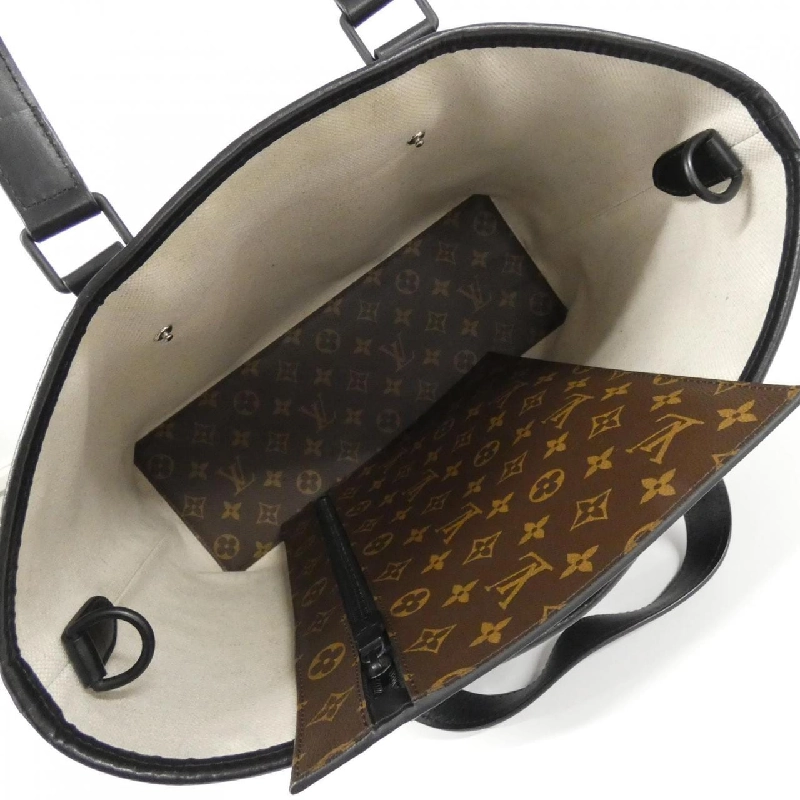 Túi xách cuối tuần Monogram Macassar PM M45734 của Louis Vuitton 608488