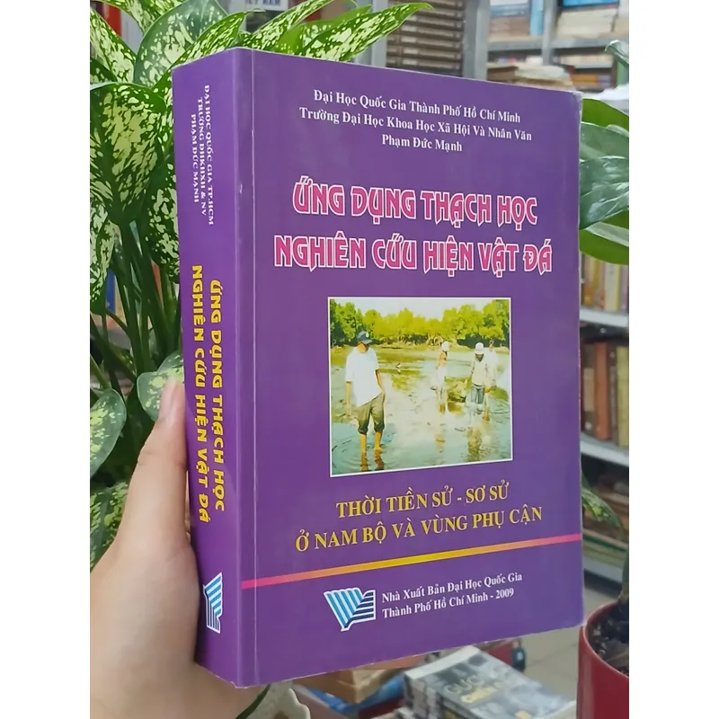 ỨNG DỤNG THẠCH HỌC NGHIÊN CỨU HIỆN VẬT ĐÁ - PHẠM ĐỨC MẠNH 721098