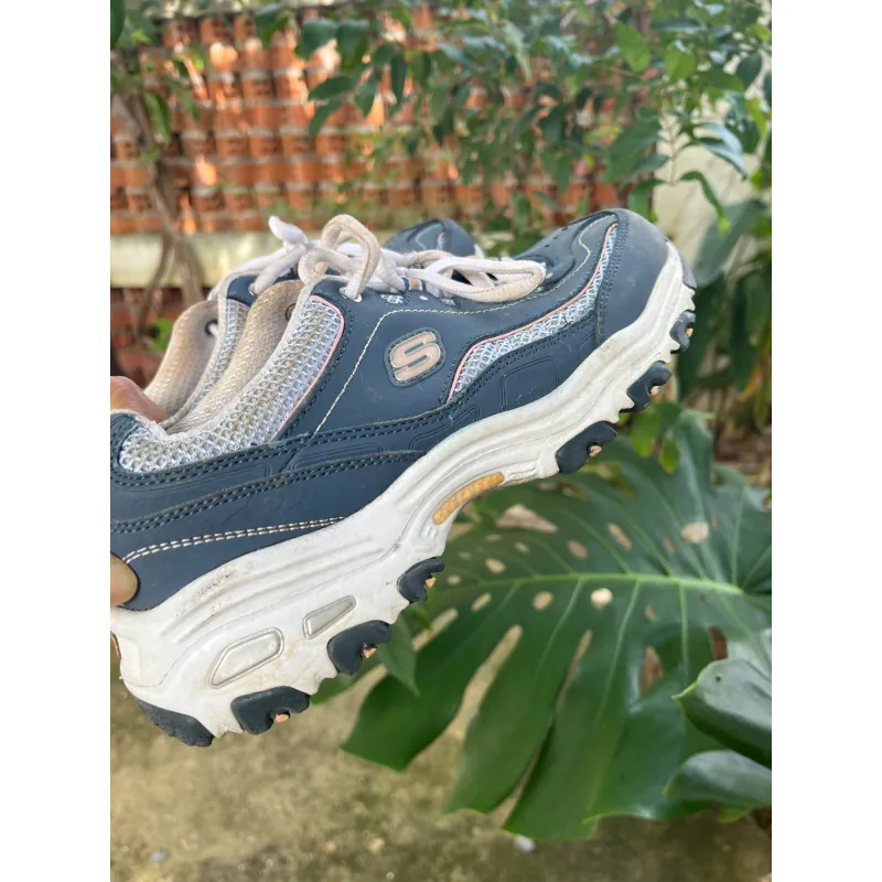 Giày skecher nữ , size 36, còn khá mới , chính hãng 732623