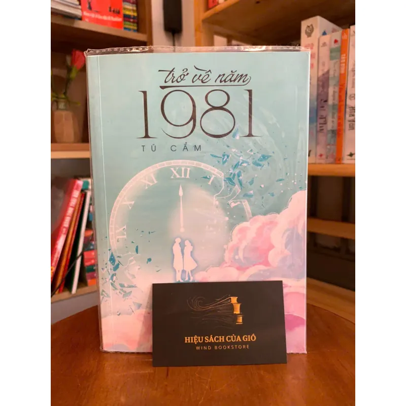 Trở về năm 1981 - Tú Cẩm 565101