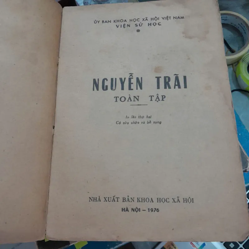 NGUYỄN TRÃI TOÀN TẬP 778653