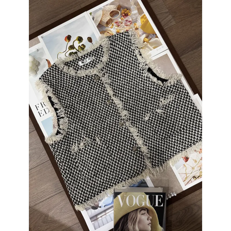 Áo Gile vải dạ tweed mặc lên siêu sang 726741