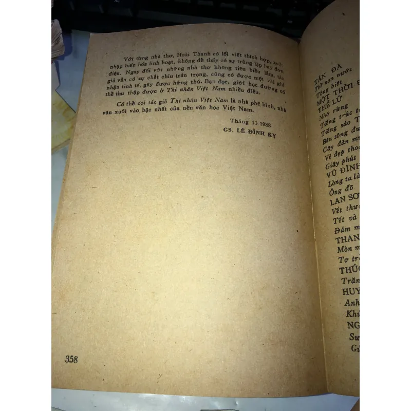 Thi nhân Việt Nam - Hoài Thanh Hoài Chân 991827