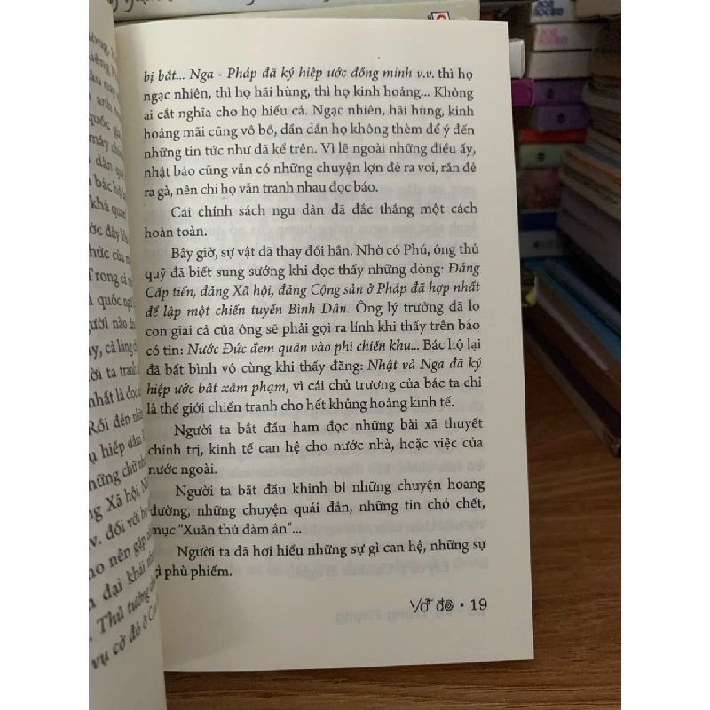 Vỡ đê -Vũ Trọng Phụng 787686