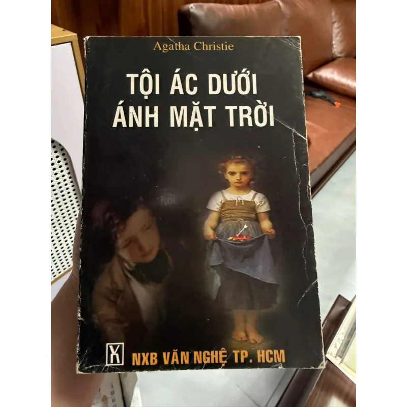 Tội Ác Dưới Ánh Mặt Trời – Agatha Christie | Tiểu Thuyết Trinh Thám Kinh Điển 975270
