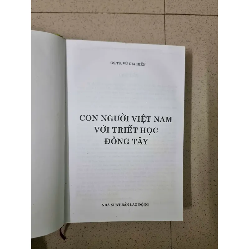 Con Người Việt Nam Với Triết Học Phương Đông Và Phương Tây 604998