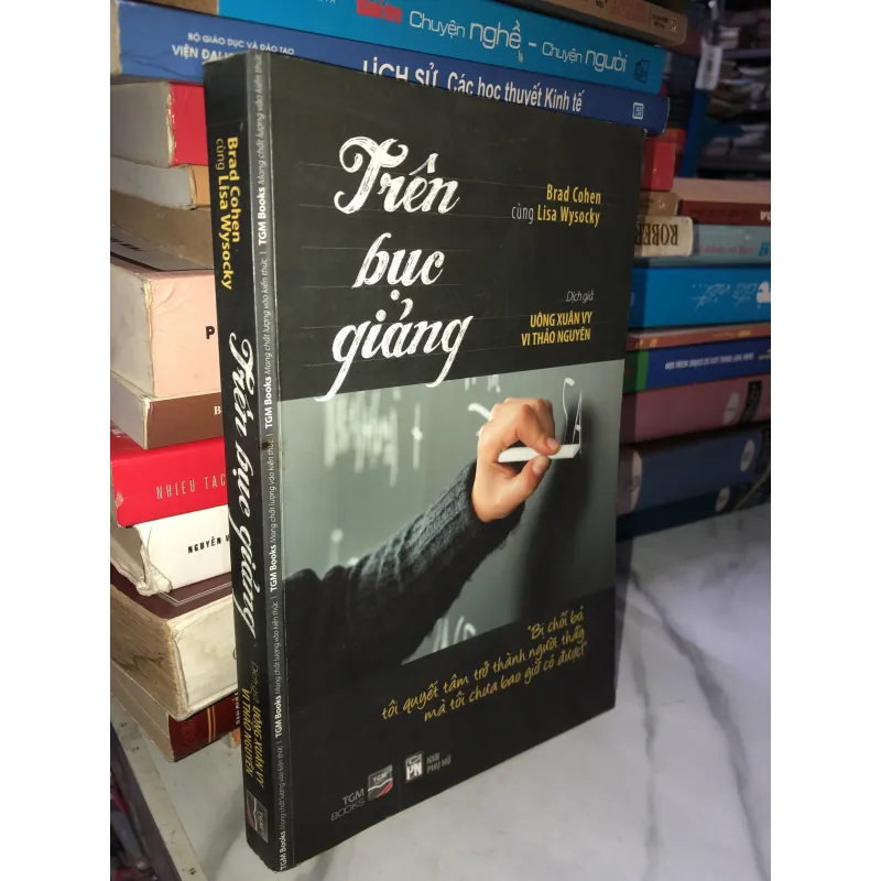 Trên bục giảng 761985