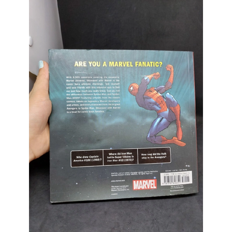 [Phiên Chợ Sách Cũ] Obsessed with Marvel, sách in màu 2303 415363