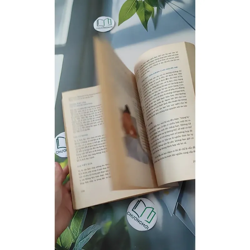 [MIỄN PHÍ BỌC SÁCH] [XƯA] Chăm sóc bộ ngực của bạn (1998) - Miriam Stoppard, M.D 1018808