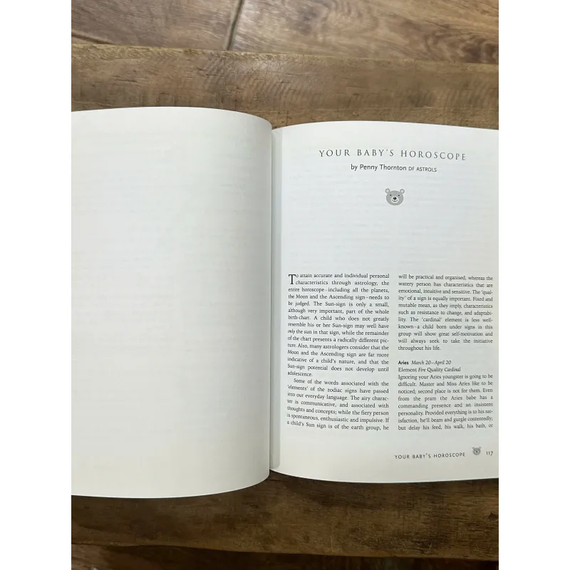 The Best Baby Name Book - Louise Nicholson 734938