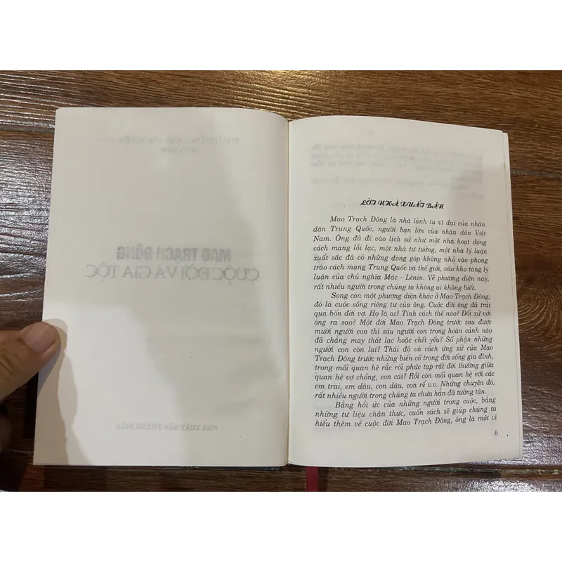 Mao Trạch Đông Cuộc Đời Và Gia Tộc - Thái Hoàng, Ngô Tuyển, Trịnh Hiểu, Chu Quý (8) 597077