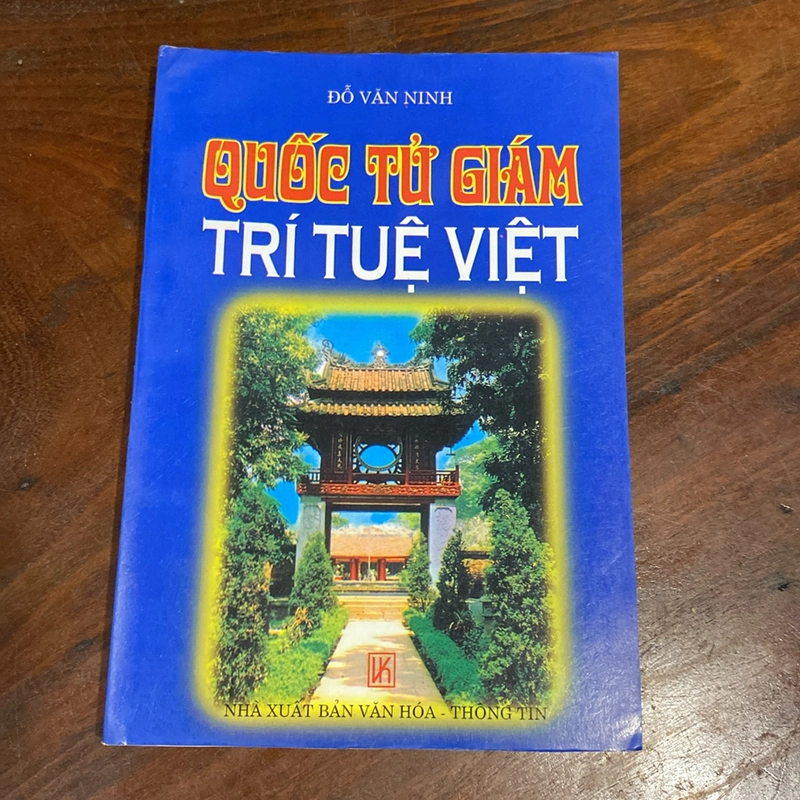 QUỐC TỬ GIÁM TRÍ TUỆ VIỆT (XB 2001) 503732