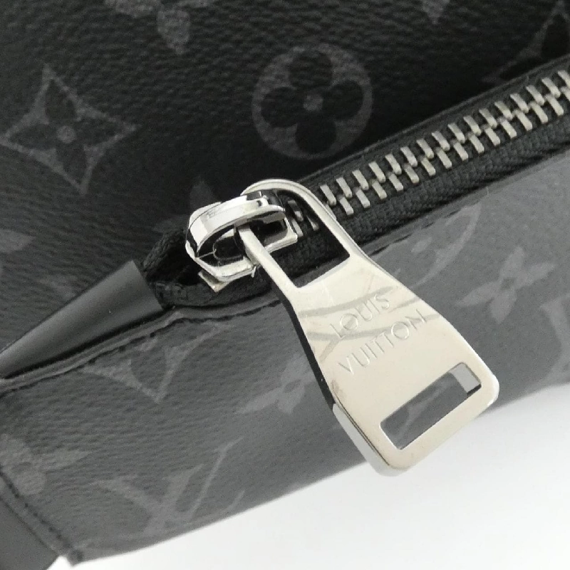 Túi đeo chéo Louis Vuitton Monogram Eclipse M42906 611723