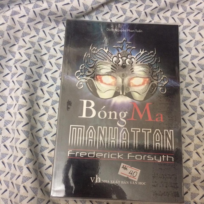 Bóng ma Manhattan - Frederick Forsyth 162852