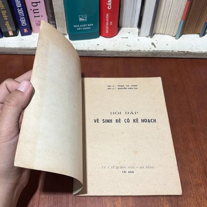 II Sách Xưa: Hỏi Đáp Về Sinh Đẻ Có Kế Hoạch - 1977 755382