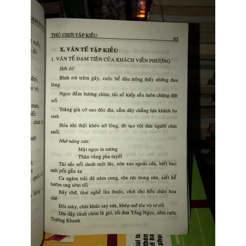 Thú chơi tập Kiều - Phạm Đan Quế  1029665