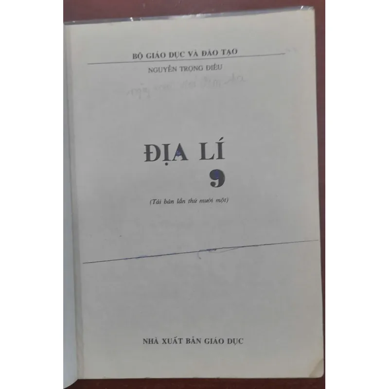 Địa lí 9, in năm 2001 714624