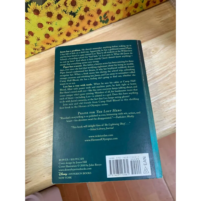 The Lost Hero - Rick Riordan 928038