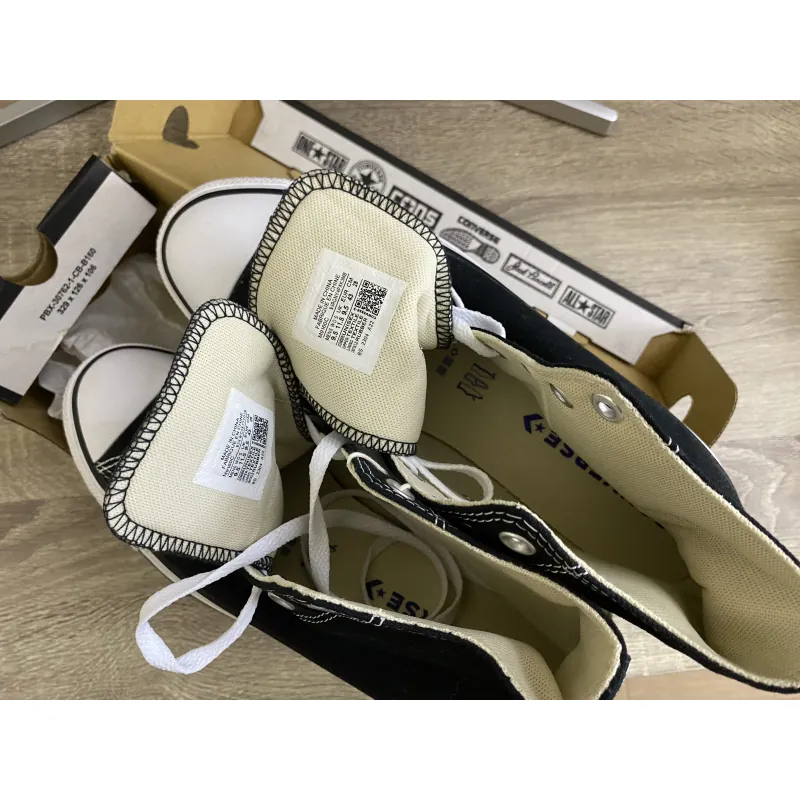 Giày Converse size 43  957198