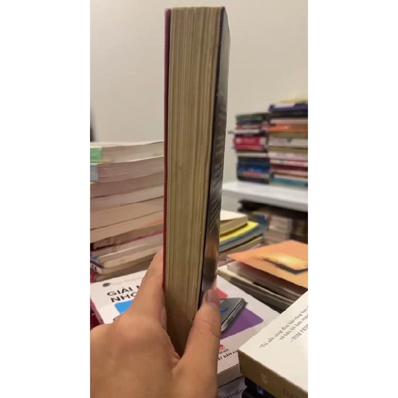 Chó Sủa Nhầm Cây - Eric Barker - BT 1025403