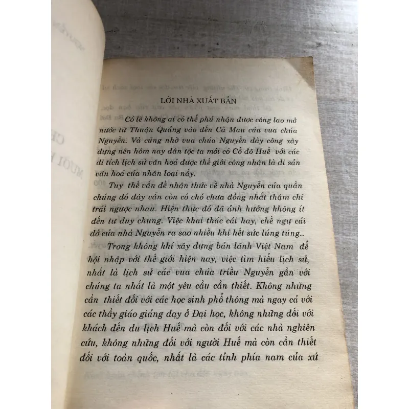 Chín đời chúa - Mười ba đời vua Nguyễn 786794