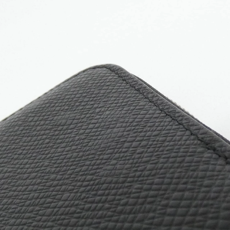 Ví Louis Vuitton Taiga Zippy Wallet Horizontal M31071 - Hàng hiệu Chính hãng 806486