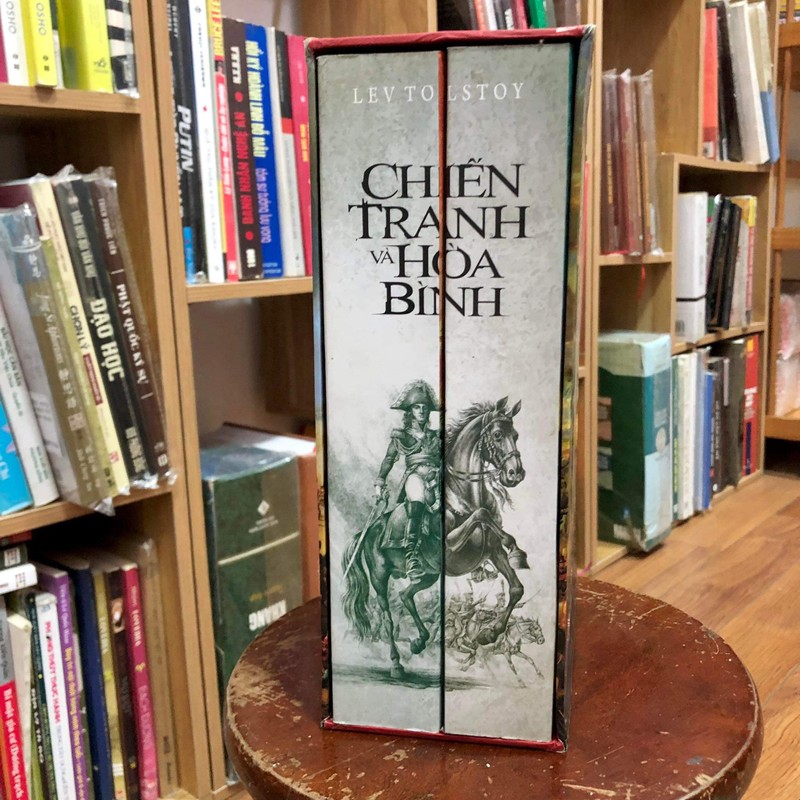Boxset Chiến tranh và hoà bình - Levtonstoy 97207