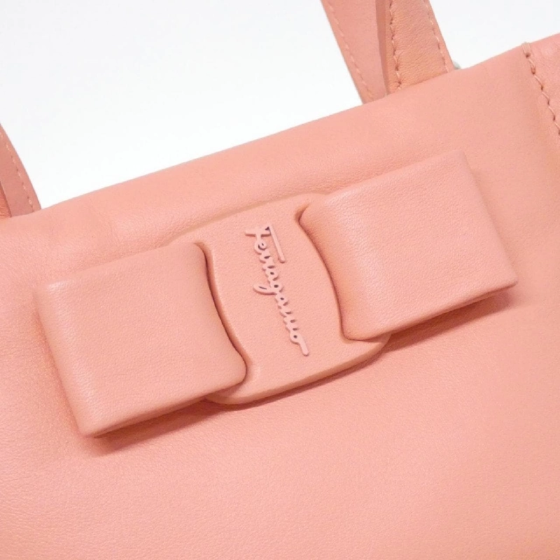 【Sản phẩm mới】Salvatore Ferragamo 21 2988 Túi 614176