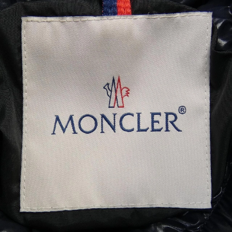 Áo khoác lông vũ MONCLER 643766