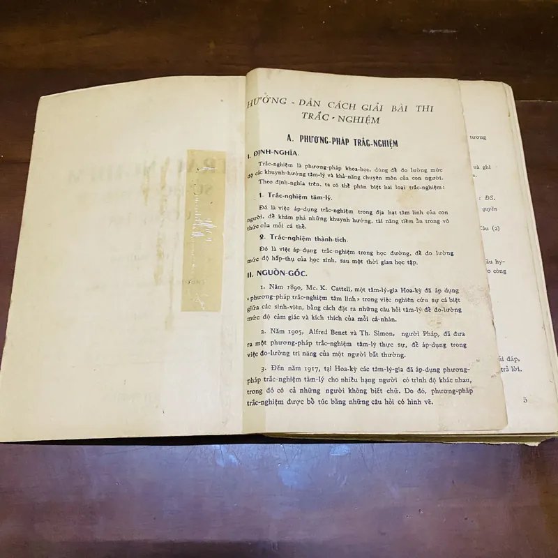 Trắc nghiệm Sử địa công dân luyện thi tú tài (năm 1973) - Ngô Đình Độ 726729