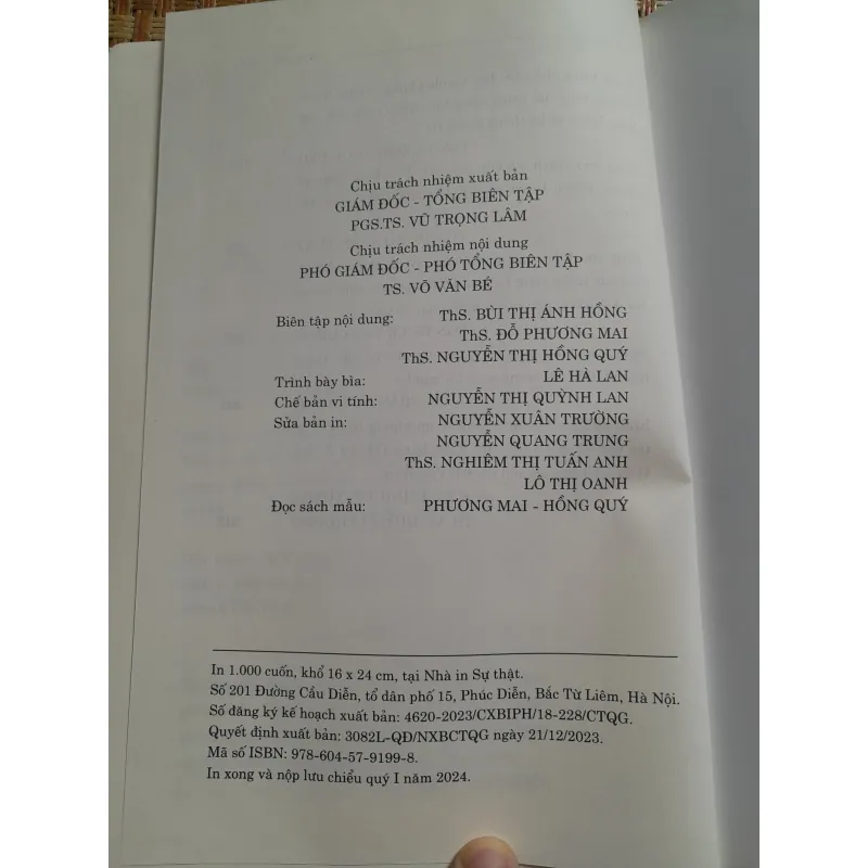 PHÒNG CHỐNG THAM NHŨNG TIÊU CỰC TRONG CÔNG TÁC CÁN BỘ 761498