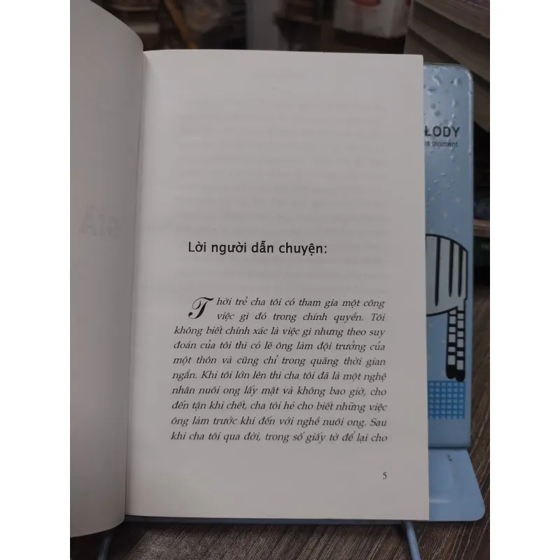 Sách: Giã biệt bóng tối - TG Tạ Duy Anh (A1) 733627