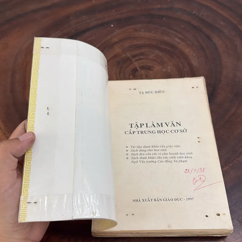 II Văn Học: Tập Làm Văn Trung Học Cơ Sở - Tạ Đức Hiển - 1998 1010364