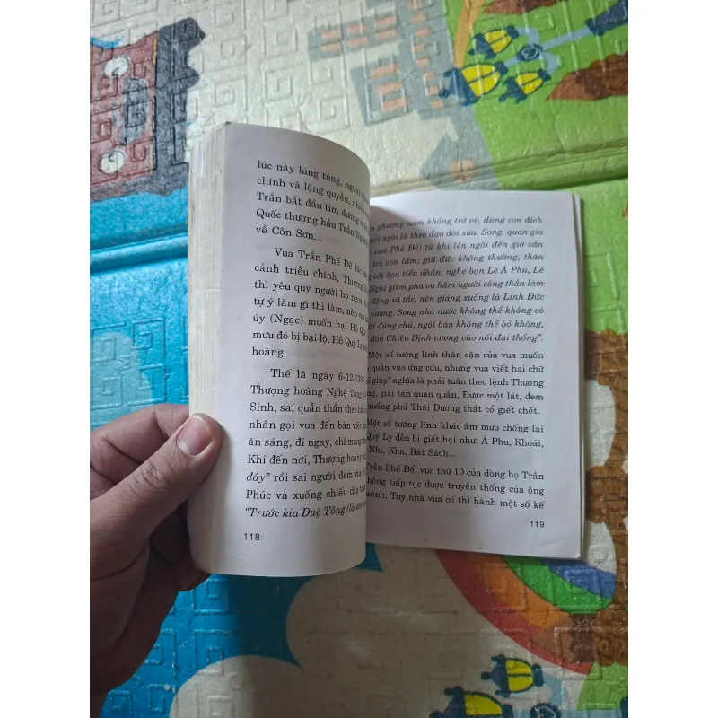 Mười bốn vị hoàng đế thời Trần 970434