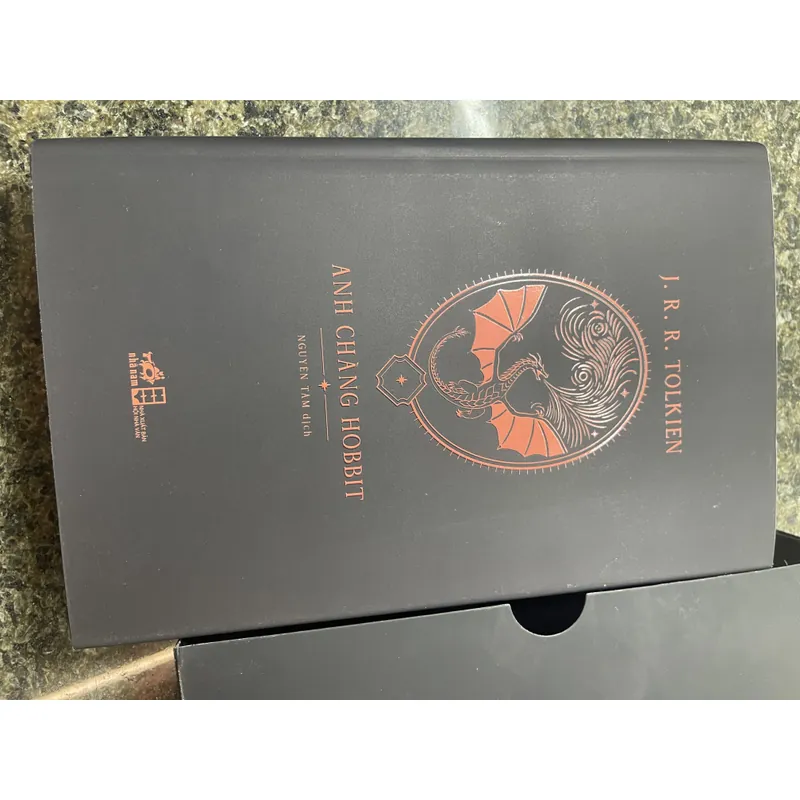 Anh chàng Hobbit J.R.R. Tolkien Bản đặc biệt 674045