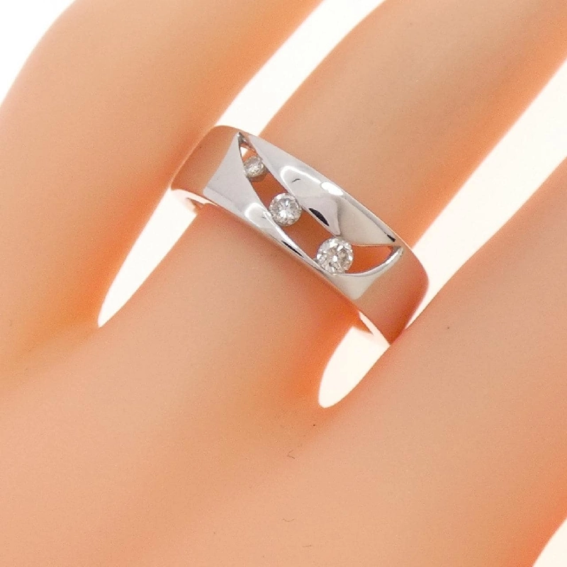 Nhẫn kim cương K18WG 0.11CT 669830