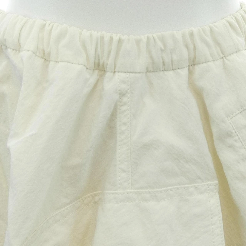 Chân váy PRADA kỹ thuật Pongee 21H000 SOOO 16NA - Hàng hiệu Chính hãng 820171