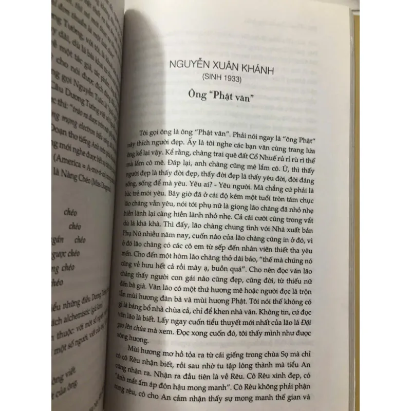 Nhà văn như Thị Nở – Phạm Xuân Nguyên 998417