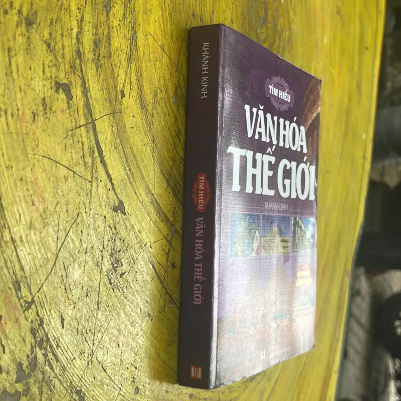TÌM HIỂU VĂN HOÁ THẾ GIỚI- KHÁNH LINH 705230